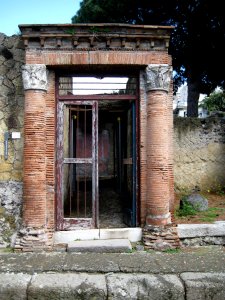 Herculaneum: Casa del gran portale